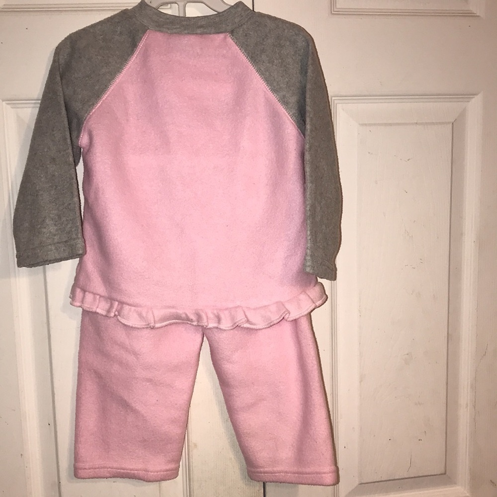 Girl’s 2-pc Fleece Set - Picture 5 of 9